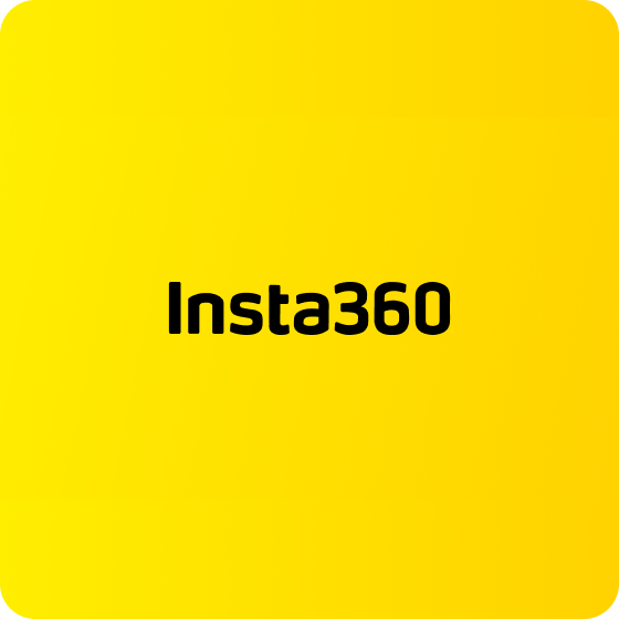 Панорамная камера Insta360 X4